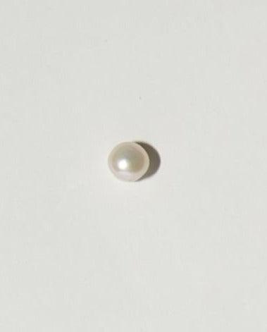 Daily Pearl Stud Earrings