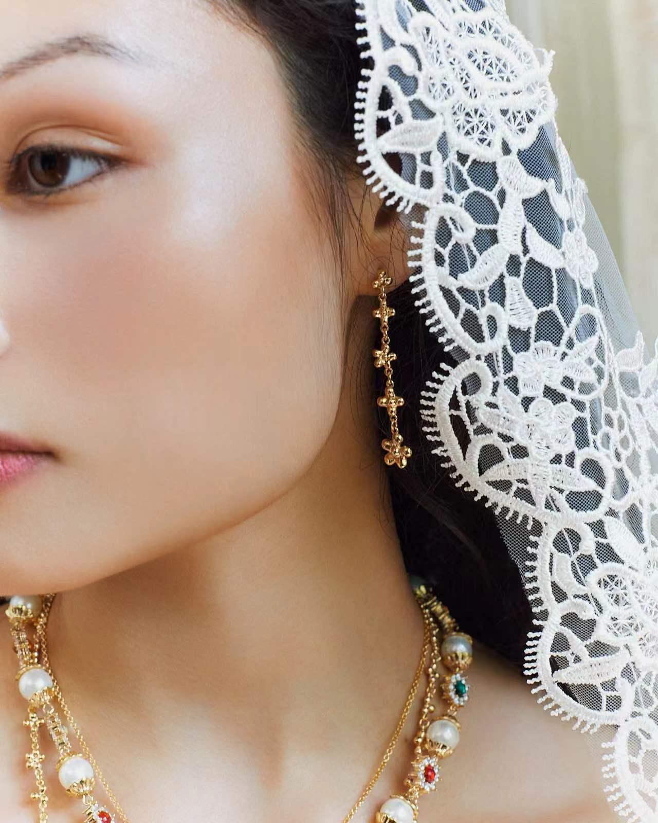 Daisy Molecule Earrings