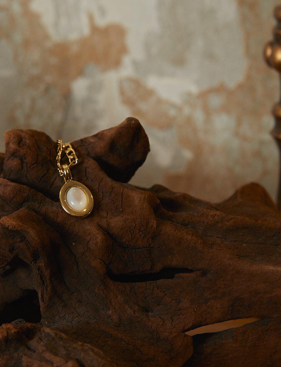Devon Necklace