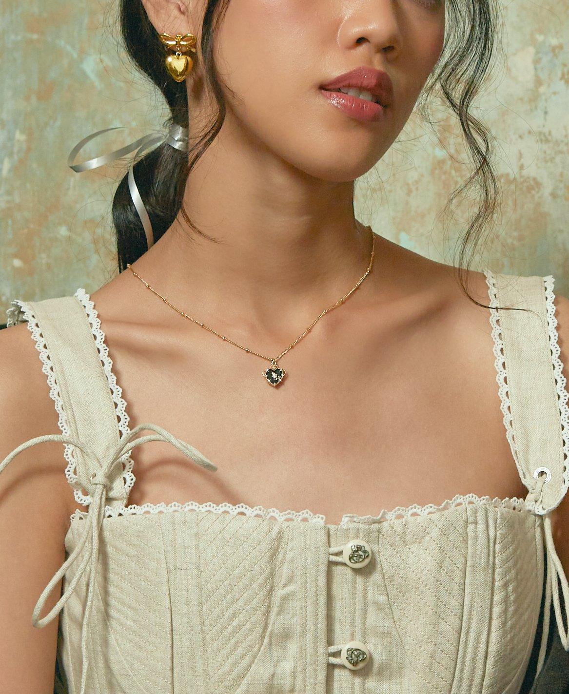 Mira Necklace