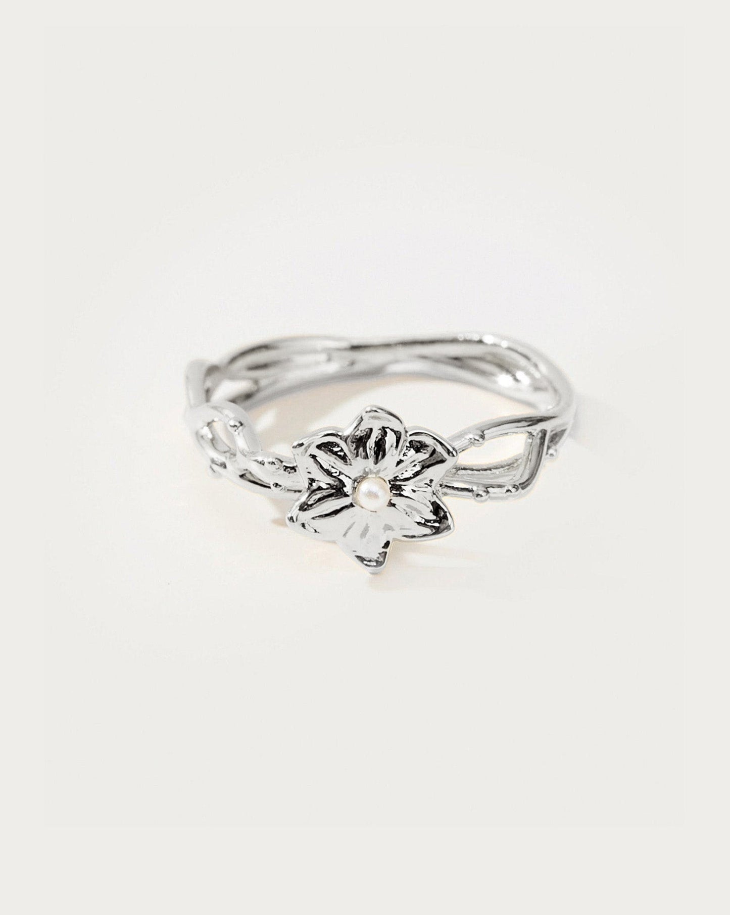Victoria Ring in Silver