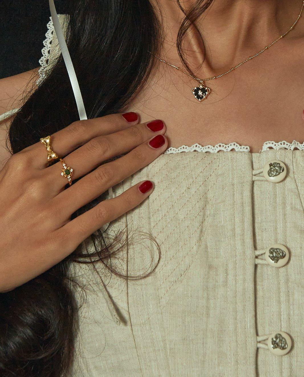 Bow Ring