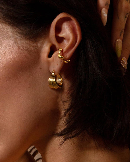 Gold Wave Ear Cuff