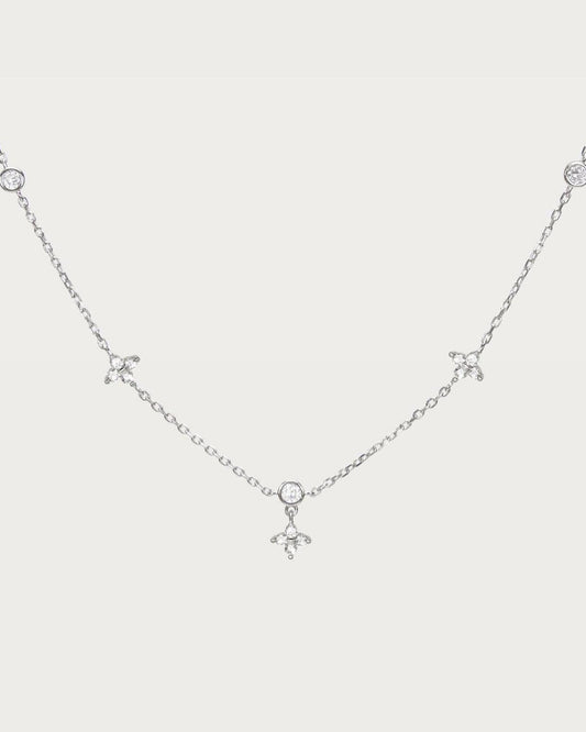 Lucky Clover Necklace in Silver