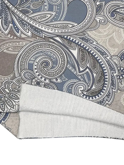 Turtleneck with paisley